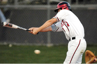 Belton clips Knights in District 13-5A opener
